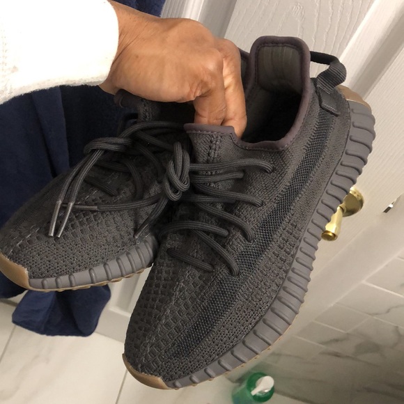 ✅ Yeezy “Cinder” Non-Reflective size 5! Worn Once ✅ - Picture 13 of 16